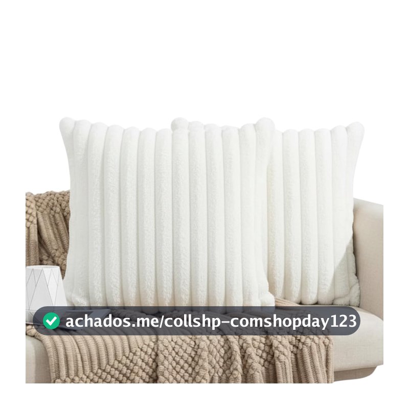 Capa de Almofada, Kit com 2 Capas Decorativas em Pelúcia, Plush, Luxuoso, Toque Suave, Desenhos em Relevo, Sala - Casa e Decoração (Branco Off White)